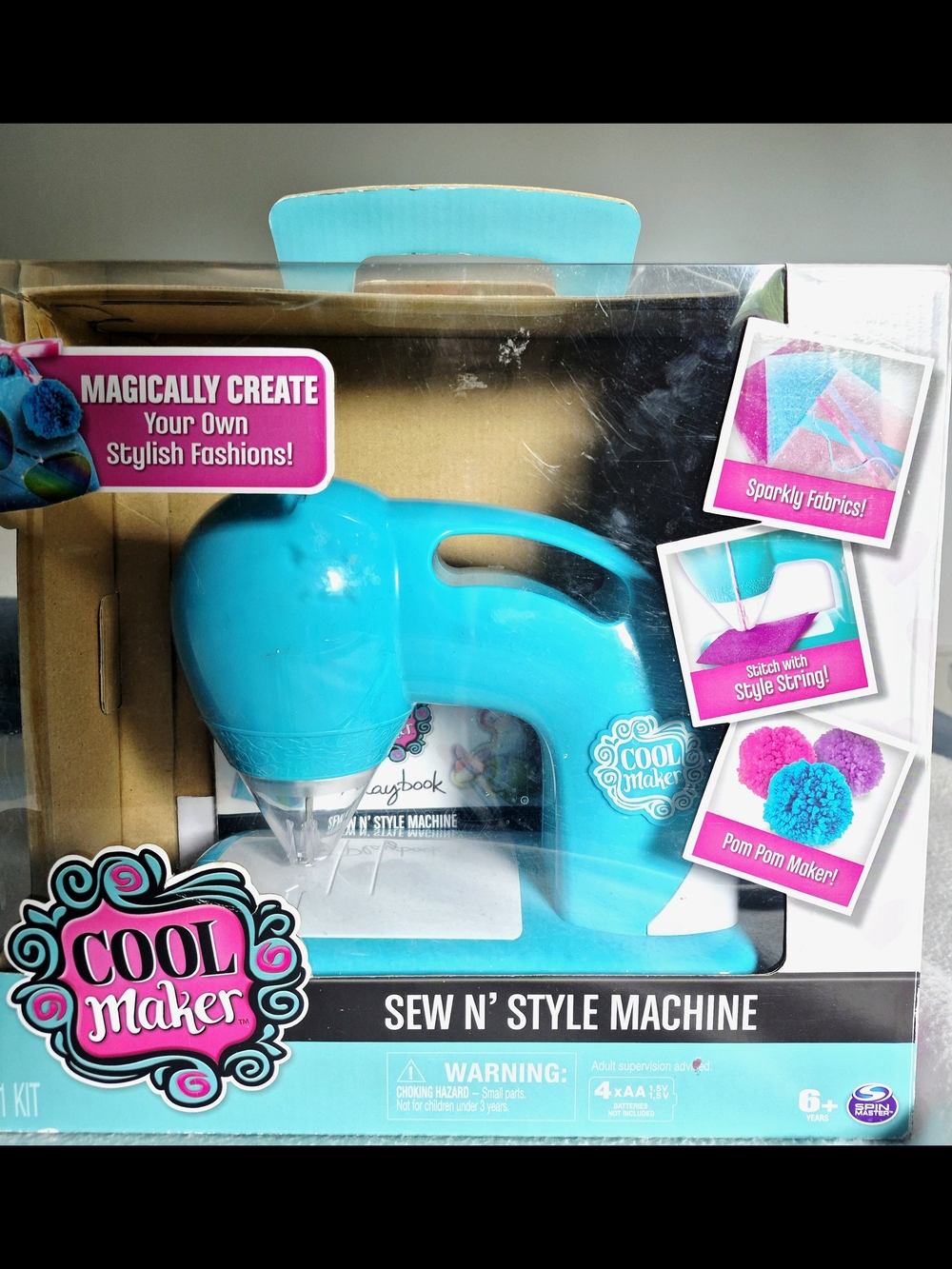 Cool Maker – Sew N’ Style Sewing Machine